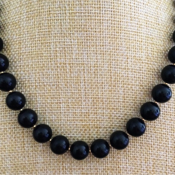 Vtg Black Lucite Beaded Necklace Gold Spacers, Hidden Clasp, 16.5" Collar Length - Picture 4 of 10